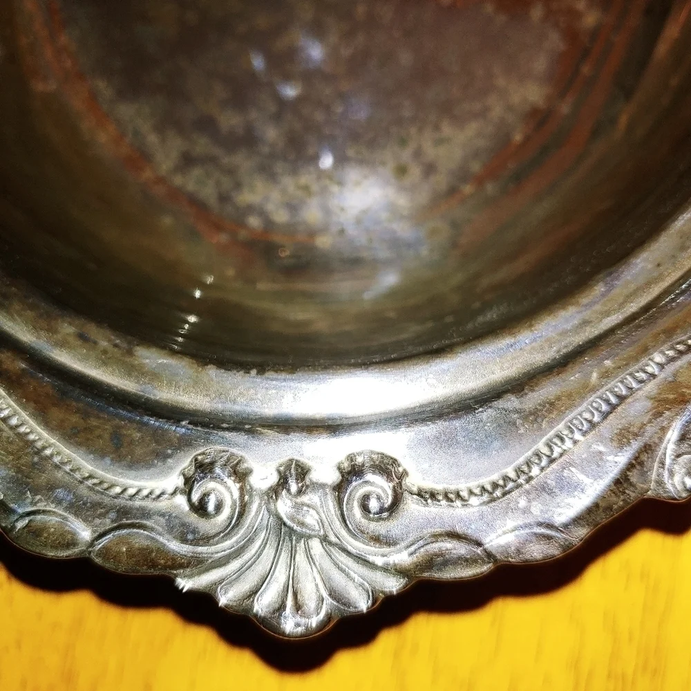 Chippendale by Wallace X101 Silverplated Serving Tray.